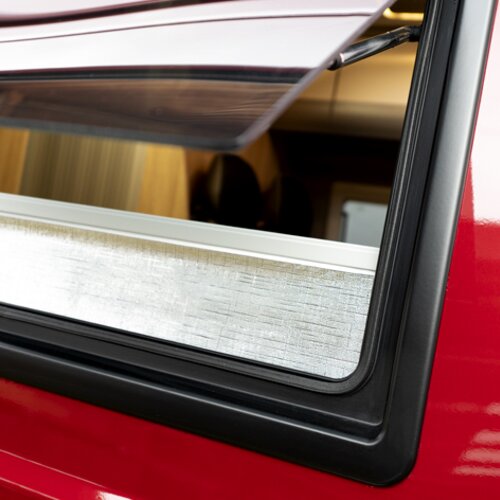 Seitz Rahmenfenster rundum | Stabil, einbruchssicher und top in die Karosserie integriert.